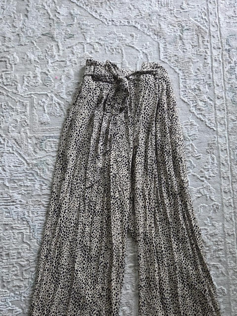 American Eagle Outfitters Beige and Black Pleated Maxi Skirt